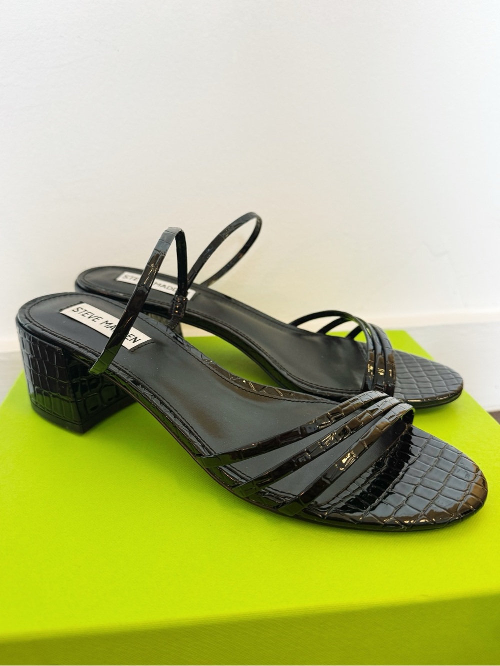 NEW Steve Madden Miari Slide Sandal Black Croc-Embossed Strappy Block Heel